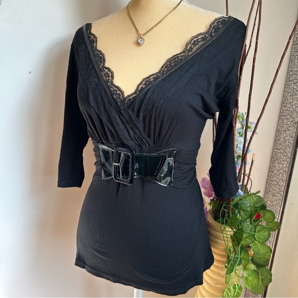 Y2k Black Lace Neck Top - Picture 3 of 7